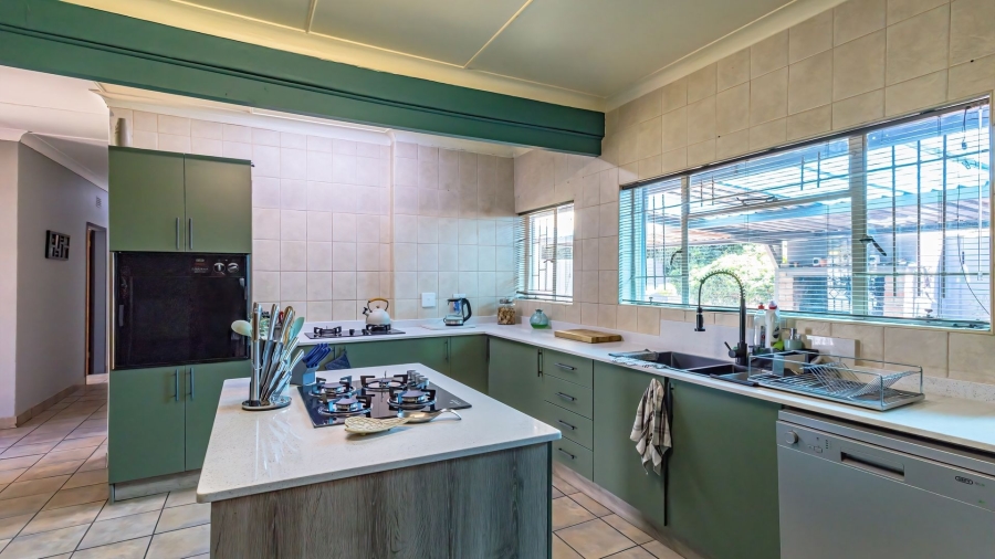 4 Bedroom Property for Sale in Bodorp North West